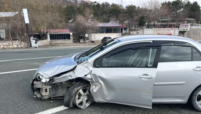 Elazığ'da trafik kazası: 1 yaralı