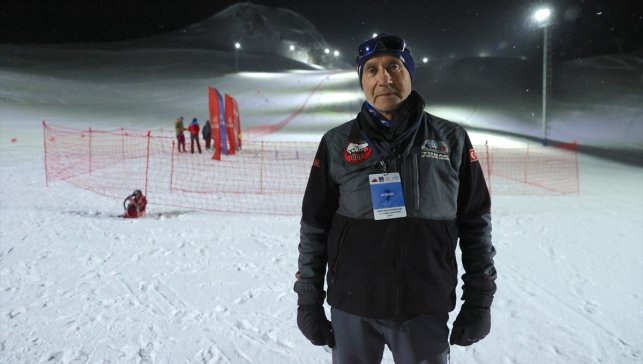 Dağ kayağında Türkiye'ye ilki yaşatan kadın sporcular, yeni başarılara odaklandı