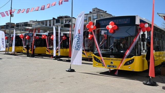 TEMSA Batman Belediyesine 10 yeni araç teslim etti