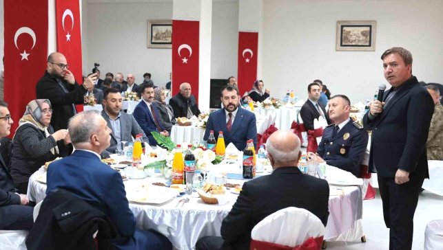 Vali Aydoğdu, Erzincan'da şehit aileleri ve gazilerle iftarda buluştu