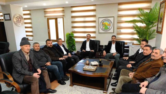 Tanoğlu, İliç'te esnafı ziyaret etti, iftarda buluştu