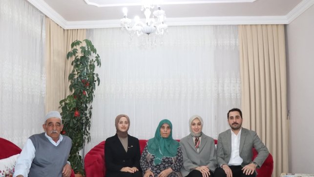 Kaymakam Duman, Tercan'da şehit ailesinin iftar sofrasına konuk oldu