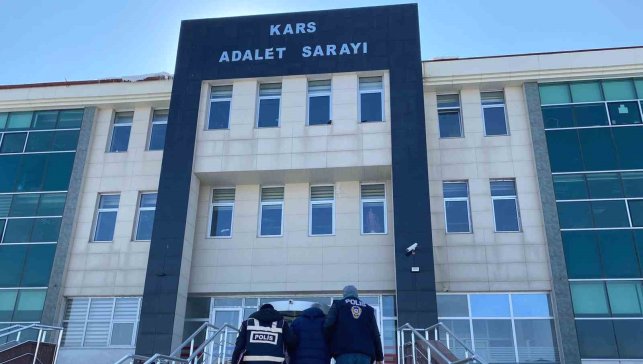 Kars'ta aranan şahıslara operasyon: 3 hükümlü yakalandı