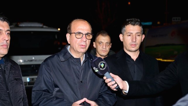 Başkan Geçit, İnönü Mahallesindeki temizlik çalışmalarını inceledi