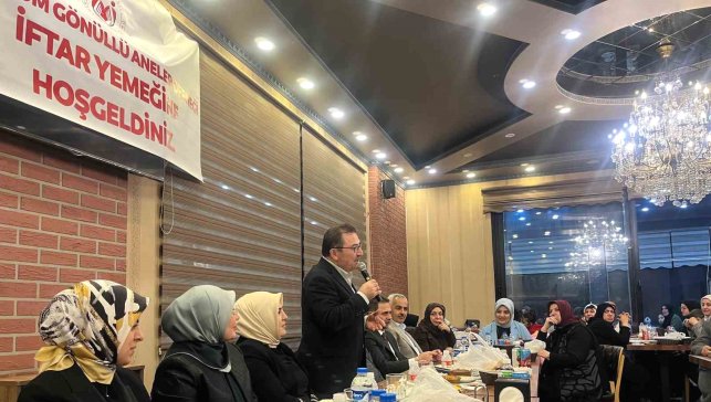 Gönüllü annelerden 440 aileye iftar sofrasında büyük dayanışma