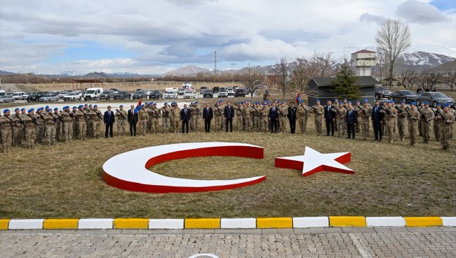 İçişleri Bakanı Çiftçi, Van'da bayramlaşma programına katıldı