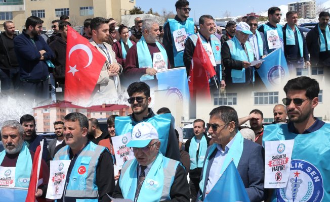 Bitlis'te sağlık çalışanına saldırıya tepki, Hastane önünde protesto