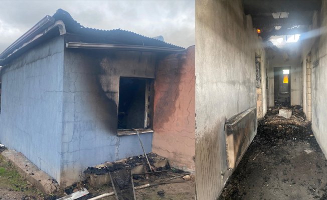 Digor'da çıkan yangında ev kullanılamaz hale geldi, alevler diğer evlere sıçramadı