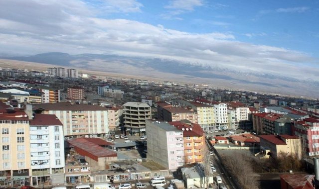 Ağrı Doğubayazıt'ta Uzun Süreli Elektrik Kesintisi: Günlük Yaşamda 4 Büyük Aksaklık