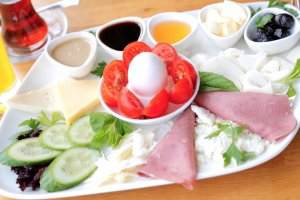 Kahvaltıda Tüketilmesi Gereken Besinler