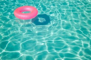 Yüzme Havuzları Ve Göz Sağlığına Dikkat