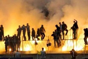 Fanatizm Bir Coşku Mu, Yoksa Kişilik Bozukluğu Mu?