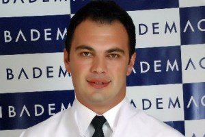 Sırt Ve Omuz Ağrılarının Sebebi Duruş Bozukluğunuz Olabilir