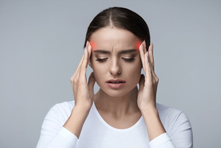 Baş ağrısını tetikleyen nedenler, neler baş ağrısı yapar ?