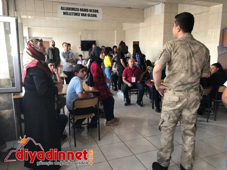 Ecdat yadigarı eserler Bayburtlu öğrencileri ağırladı9