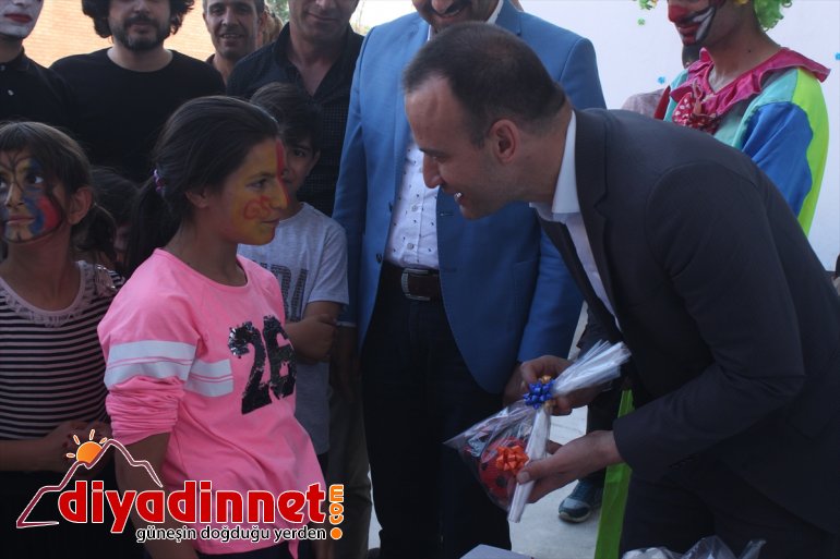 ”Sevgi Evlerindeki çocukları kalpleri ile mutlu ettiler7