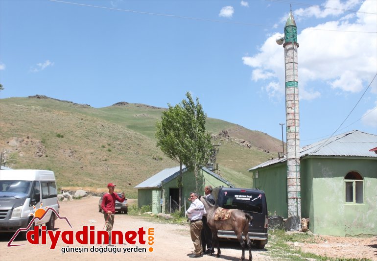 Varilli minare ilgi çekiyor2