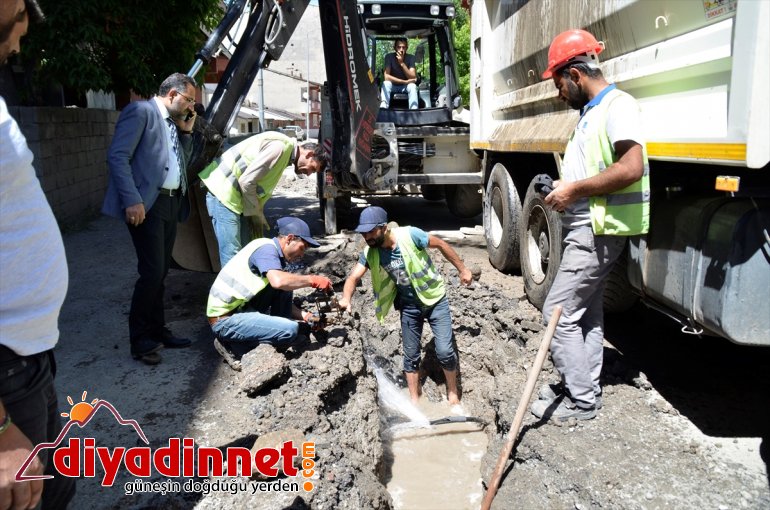 Ağrı'da doğal gaz hattı yapım çalışmaları devam ediyor