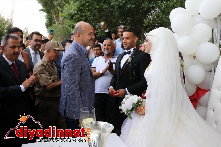 Bakan Soylu, Altay çiftinin düğününe katıldı - AĞRI3