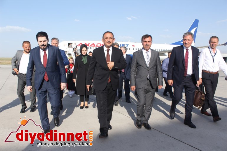  AK Parti Genel Başkan Yardımcısı Mehmet Özhasekİ Ağrı'da