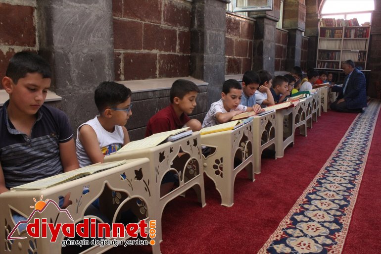 Camiler binlerce çocuğun sesiyle yankılanıyor - AĞRI5