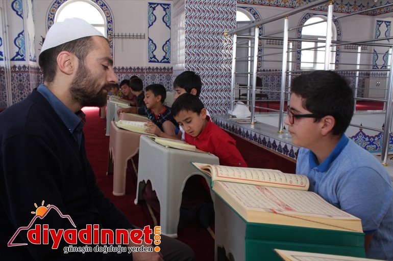 Camiler binlerce çocuğun sesiyle yankılanıyor - AĞRI9