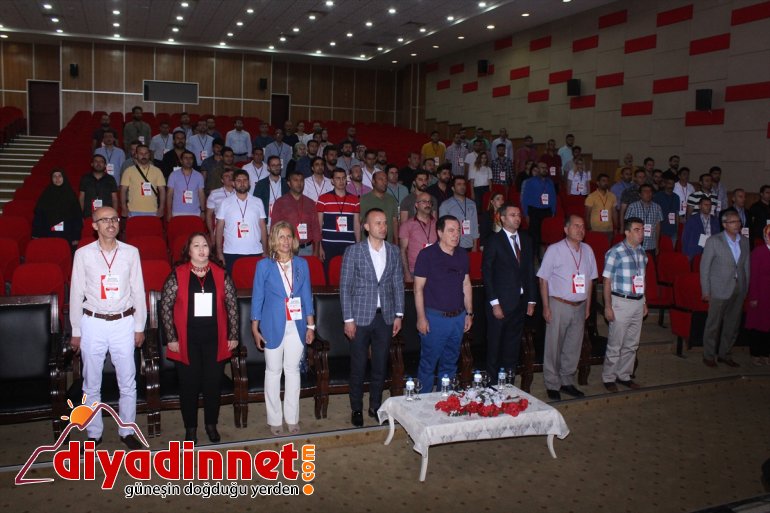 Okul Yöneticilerinin Mesleki Gelişim Programı1