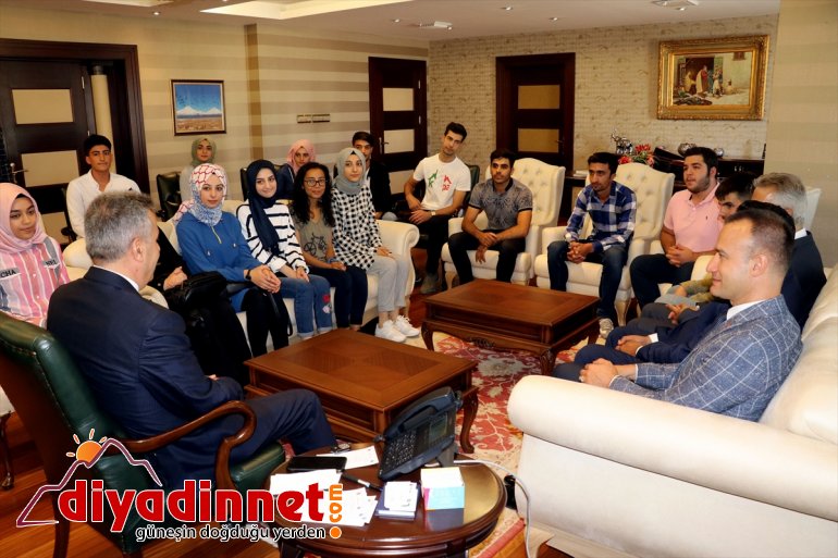 Ağrı Valisi Elban, YKS