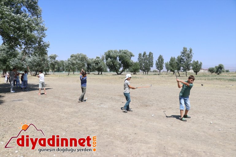 Çatıda golf oynayıp Türkiye Şampiyonası