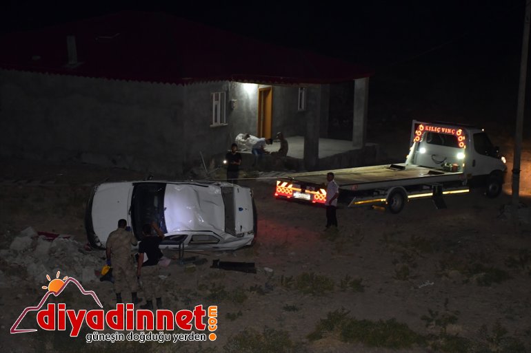 Otomobil şarampole devrildi: 1 ölü, 1 yaralı - AĞRI5