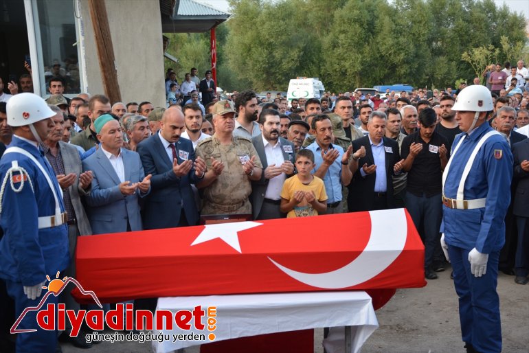 Şehit güvenlik korucuları defnedildi4