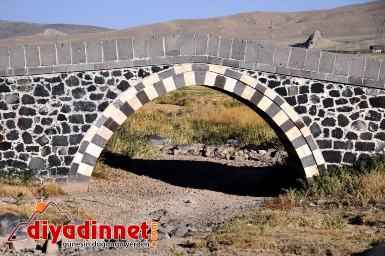 Tarihi Alaca Köprü yıllara meydan okuyor - AĞRI 6