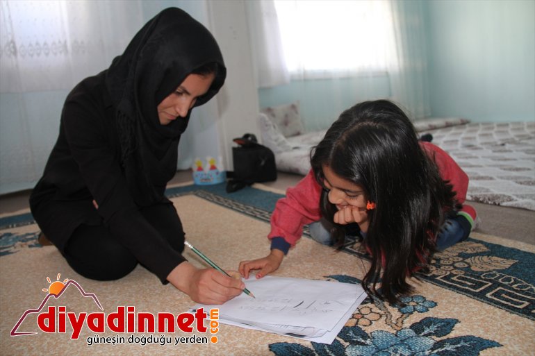 Bombaların sessizliğe mahkum ettiği Afgan çocuğa işitme cihazı desteği - AĞRI4