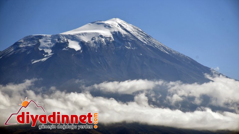 'Türkiye'nin çatısı' beyaza büründü