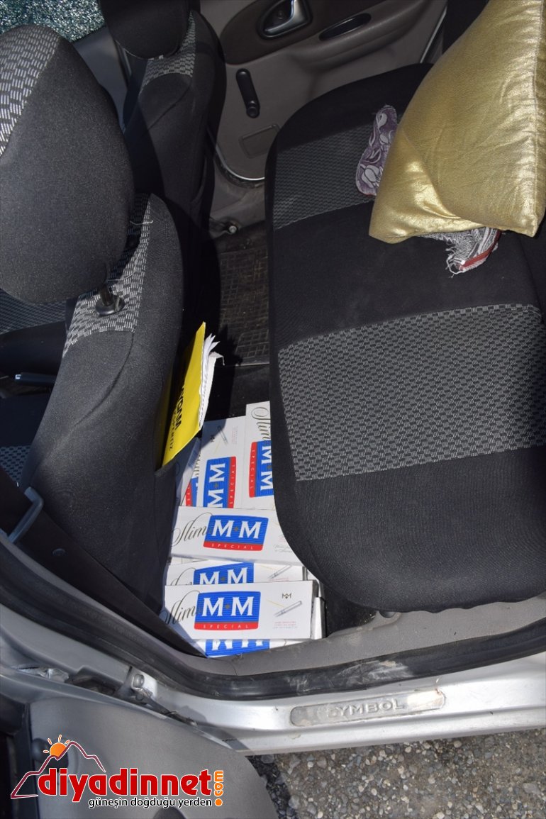 2 polisin aracında 5 bin 310 paket kaçak sigara ele geçirildi - AĞRI 1