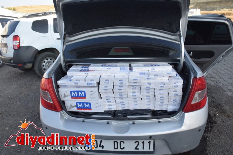 2 polisin aracında 5 bin 310 paket kaçak sigara ele geçirildi - AĞRI 2