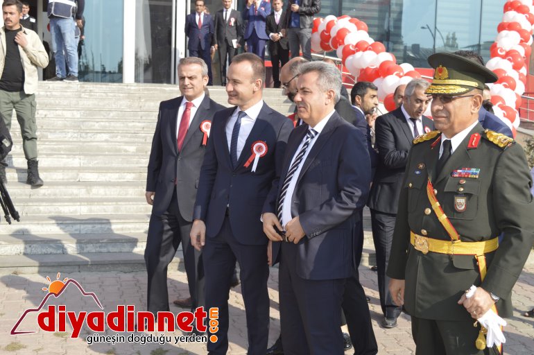 ağrı cumhuriyet bayramı2