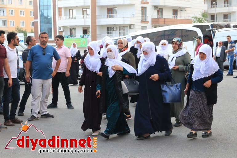 Ağrılı annelerden Diyarbakır annelerine destek ziyareti2