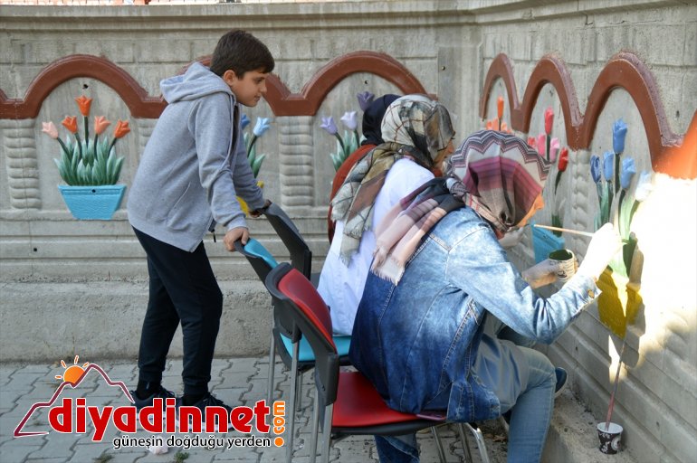 Ağrılı çocuklar sanatla kötü alışkanlıklardan uzaklaşıyor7