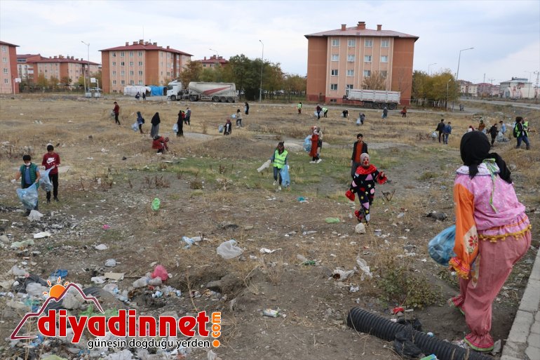 Gönüllüler farkındalık için temizlik yaptı - AĞRI4