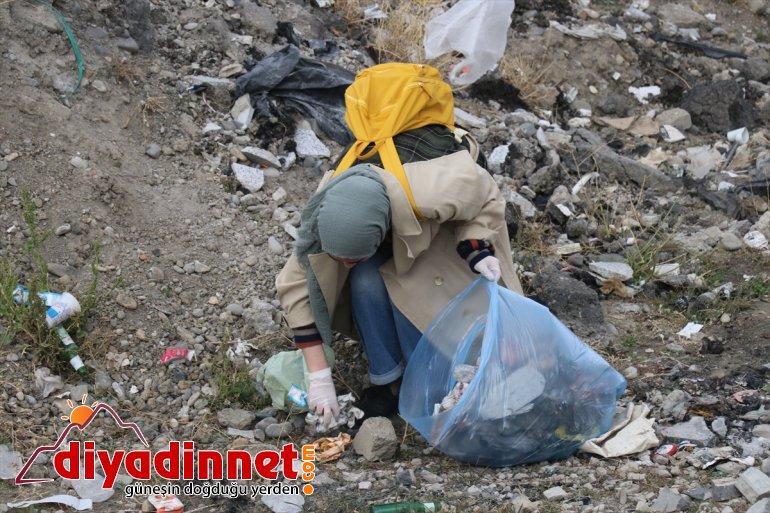 Gönüllüler farkındalık için temizlik yaptı - AĞRI9