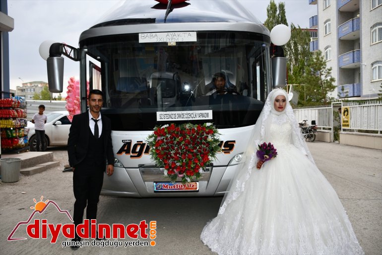 Kiraladığı yolcu otobüsü gelin arabası oldu
