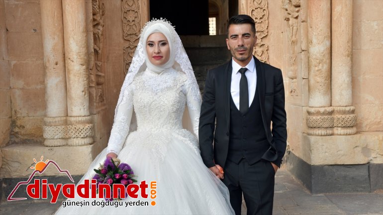 Kiraladığı yolcu otobüsü gelin arabası oldu - AĞRI6