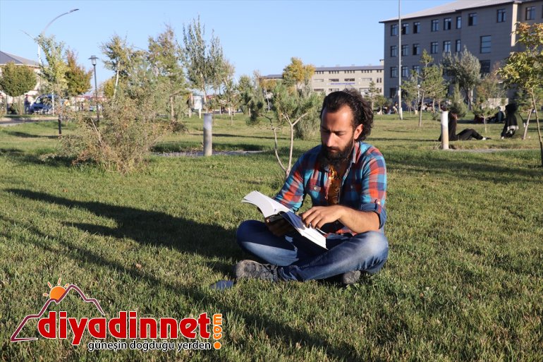 Mezun olmadan harçlıklarıyla kendi işini kurdu13