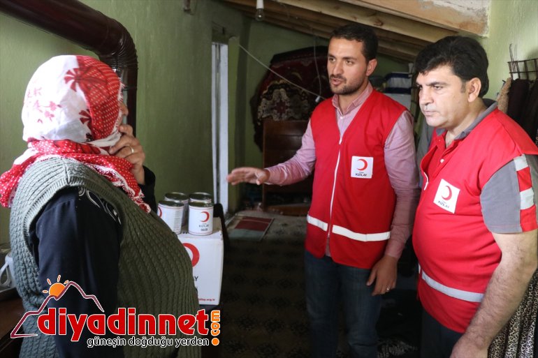 Türk Kızılay 1600 aileye et dağıttı - AĞRI 3