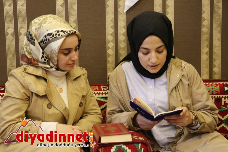 Üniversiteli öğrencilerden Barış Pınarı Harekatı