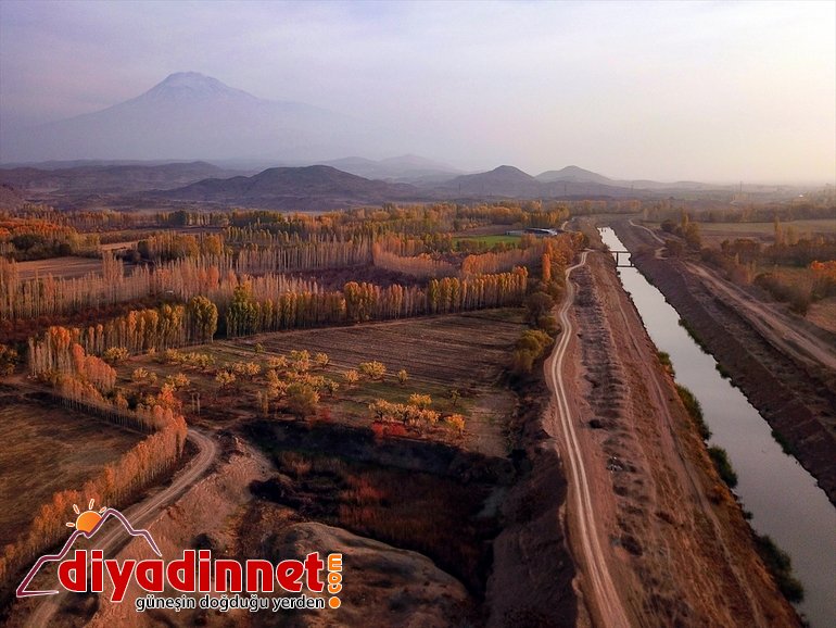 Ağrı Dağı eteklerindeki İrem Bağları nda sonbahar güzelliği6