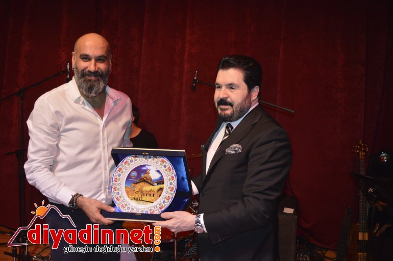 ağrı öğretmenler günü konseri3