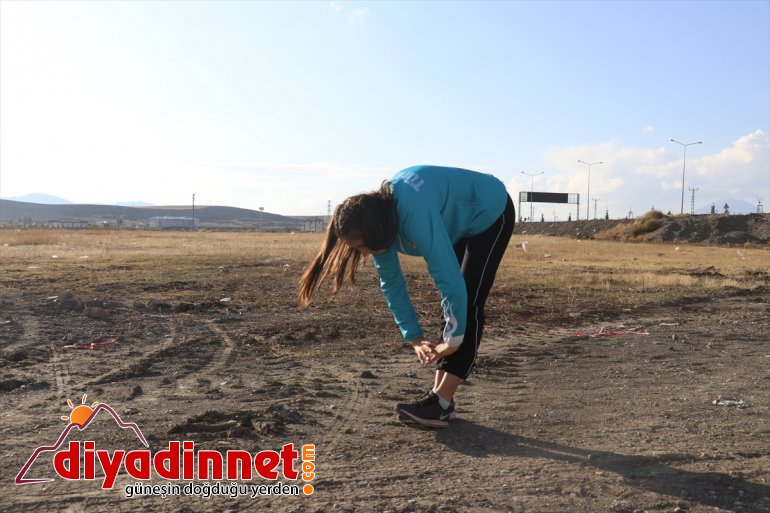 Ağrılı atlet Aslı