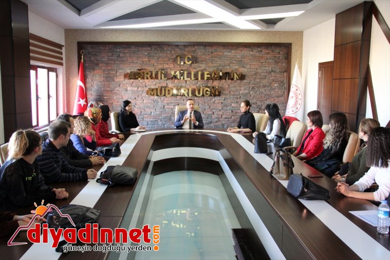 Ağrılı lise öğrencileri yabancı dili İngilizce Sokağında öğrenecek2
